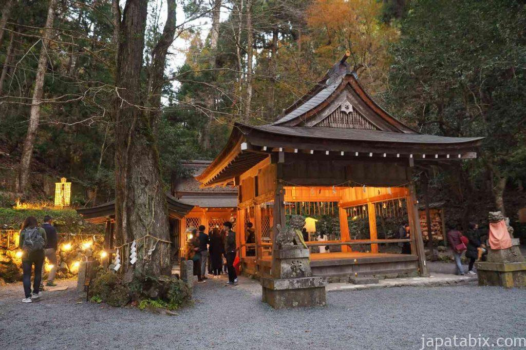 京都 貴船神社 奥宮 紅葉 ライトアップ