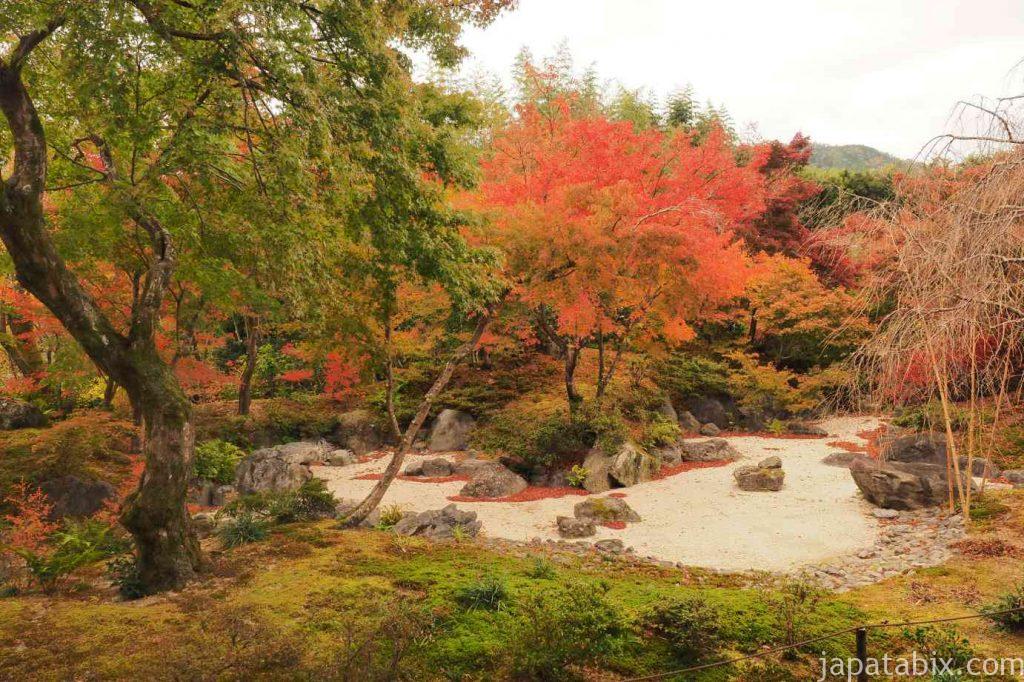 京都 嵯峨 宝筐院 枯山水庭園の紅葉