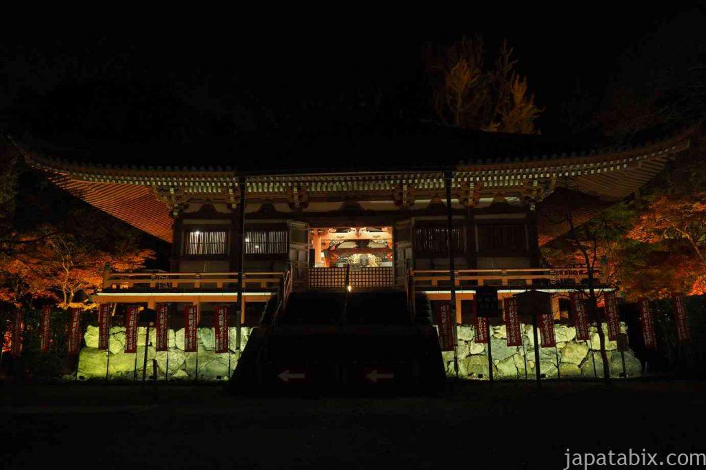 京都 醍醐寺 紅葉ライトアップ 観音堂