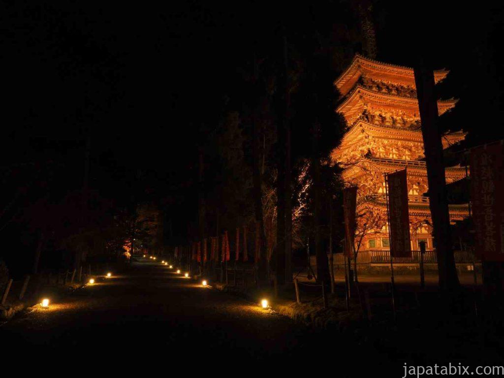 京都 醍醐寺の紅葉ライトアップ